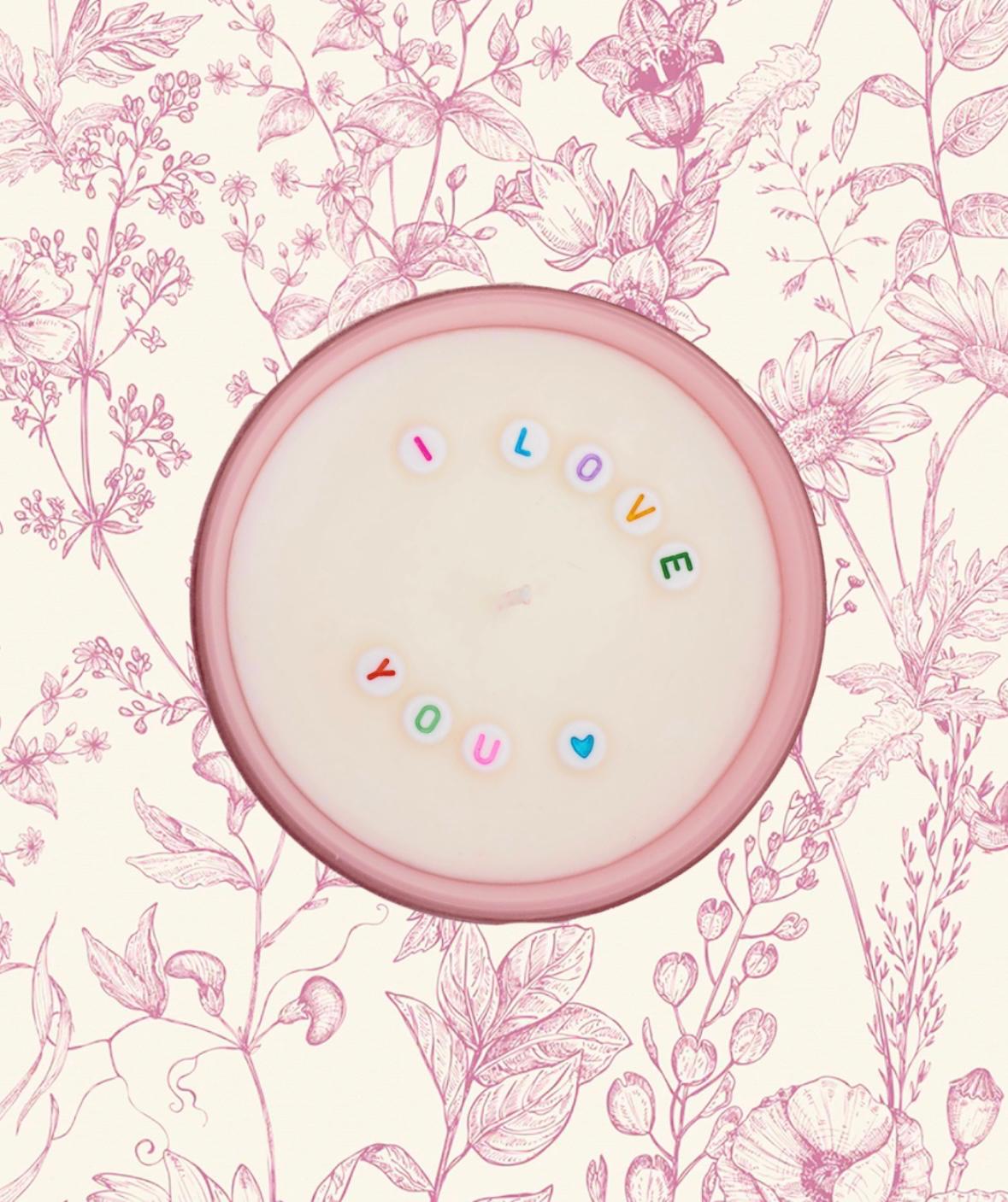 A Mother’s Glow – The Custom Message Candle for Mom