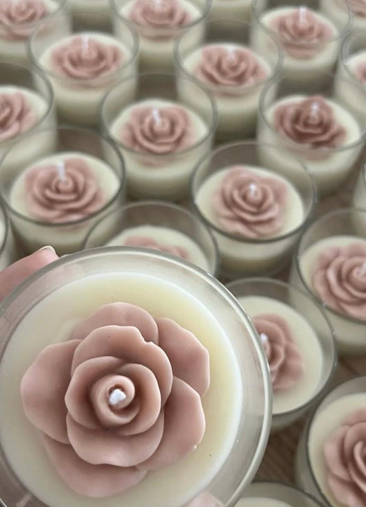 Floral Whisper – The Blossom-Inspired Candle