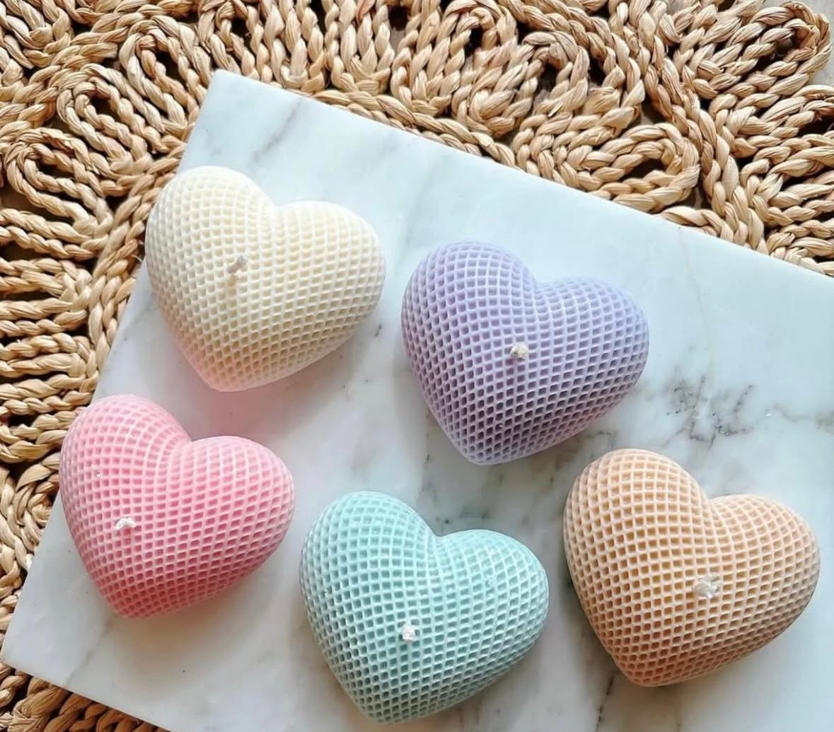 Heartfelt Hue – The Textured Heart Candle